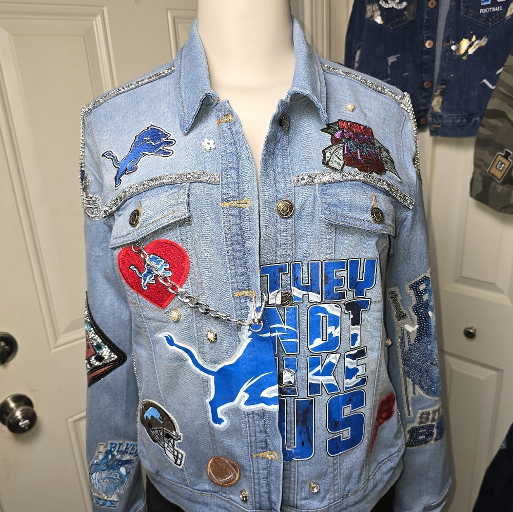 Customized jacket - Picture 3 of 6